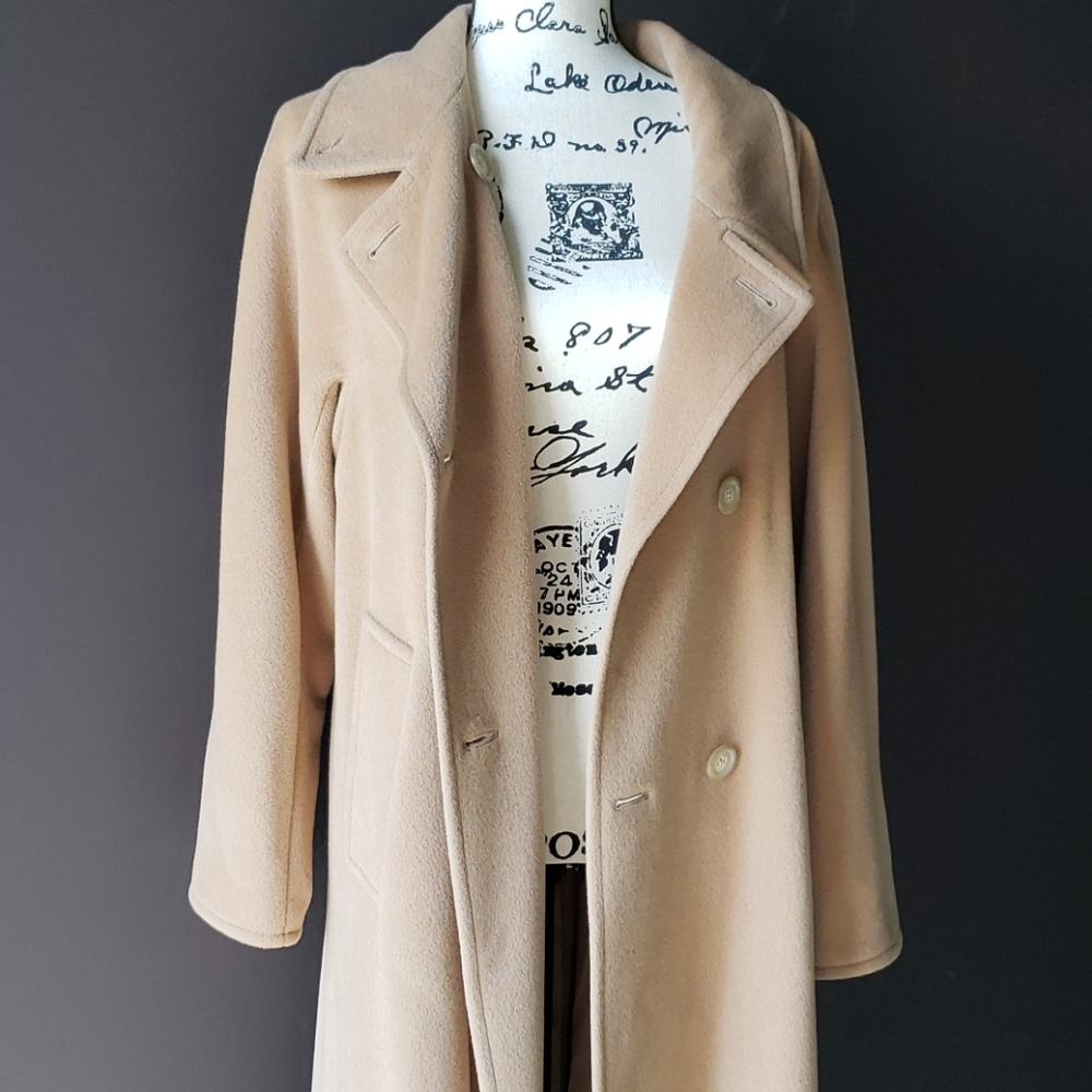 Max Mara 100% VirgWool Oversized Beige Coat Size 4